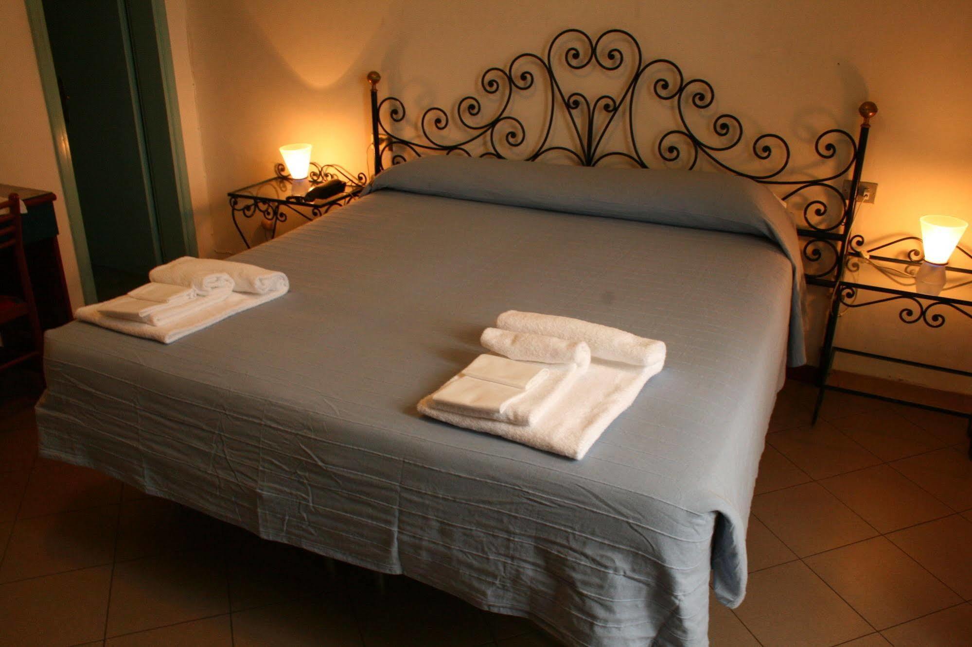Hotel Fedora Floransa Oda fotoğraf